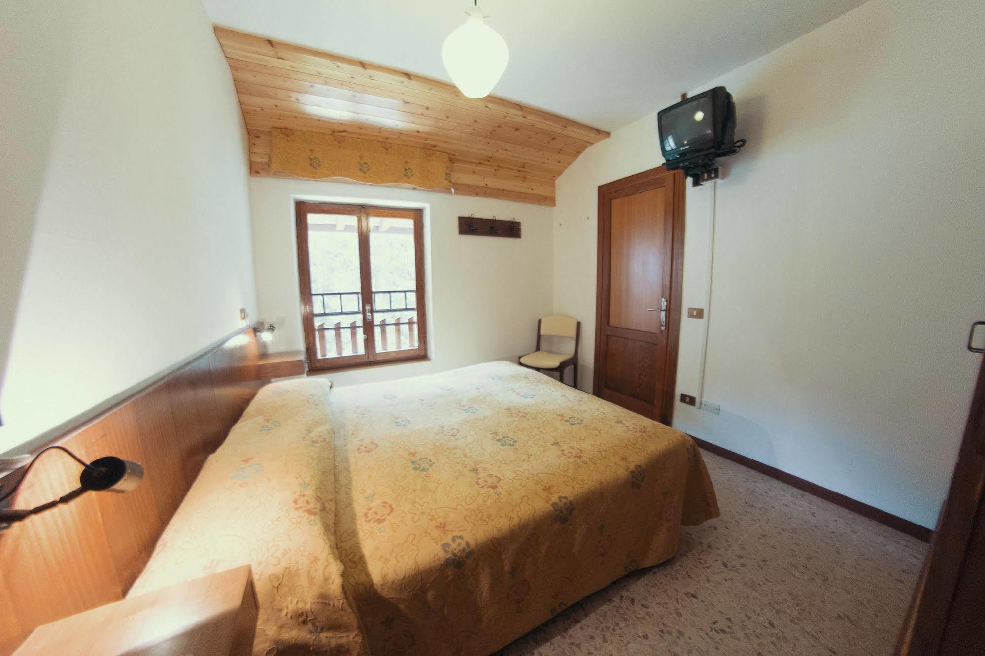 Orobie Alps Resort Roncobello Exterior photo